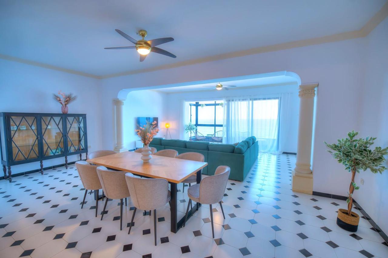 Beautifully Furnished Seafront 4 Bedrooms Goslm-4 슬리에마 외부 사진