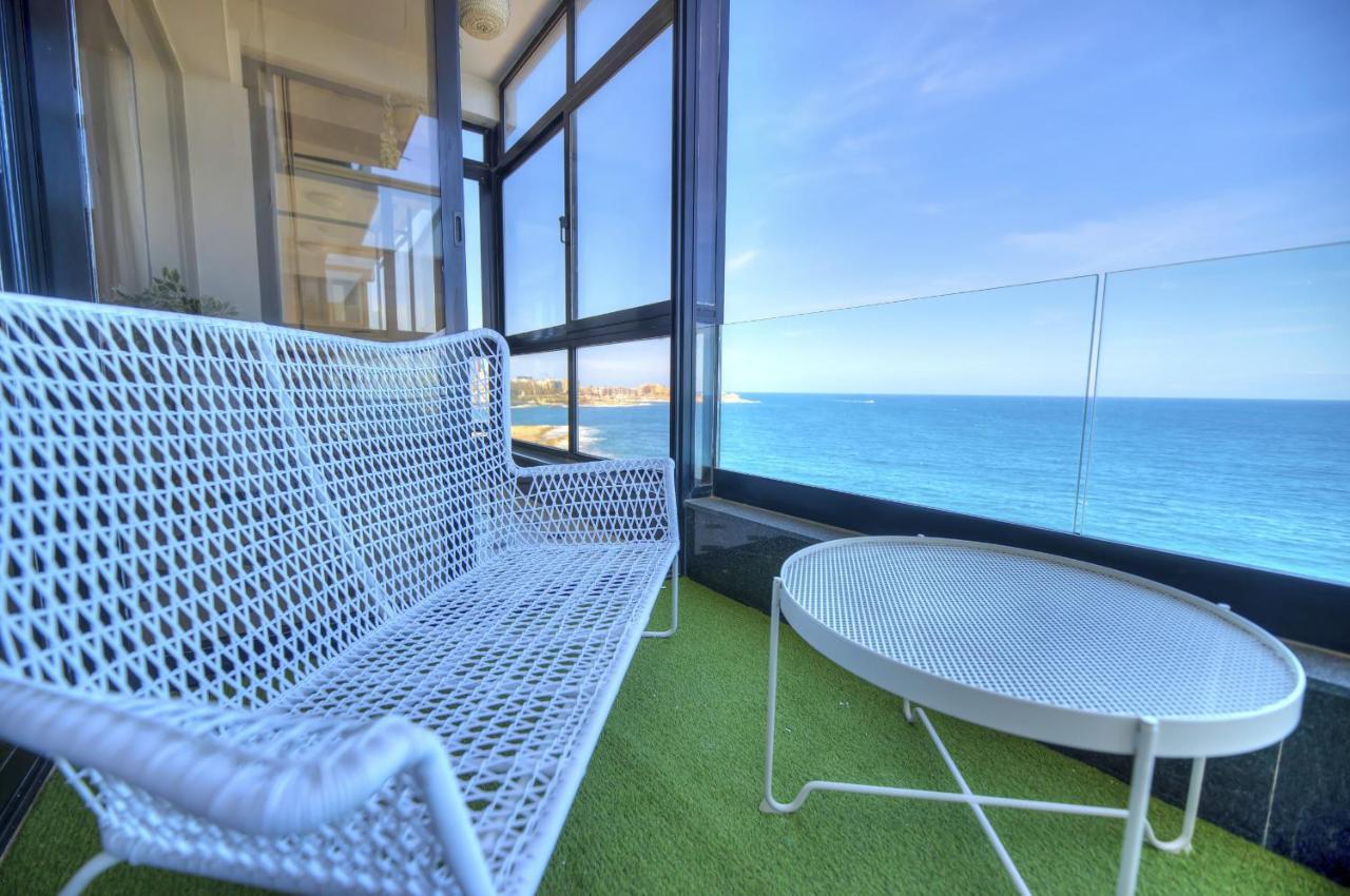 Beautifully Furnished Seafront 4 Bedrooms Goslm-4 슬리에마 외부 사진